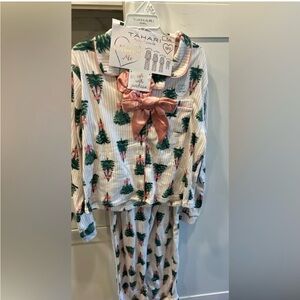 Tahari Kids Christmas Pajamas - White with Green and Pink Christmas tree bows